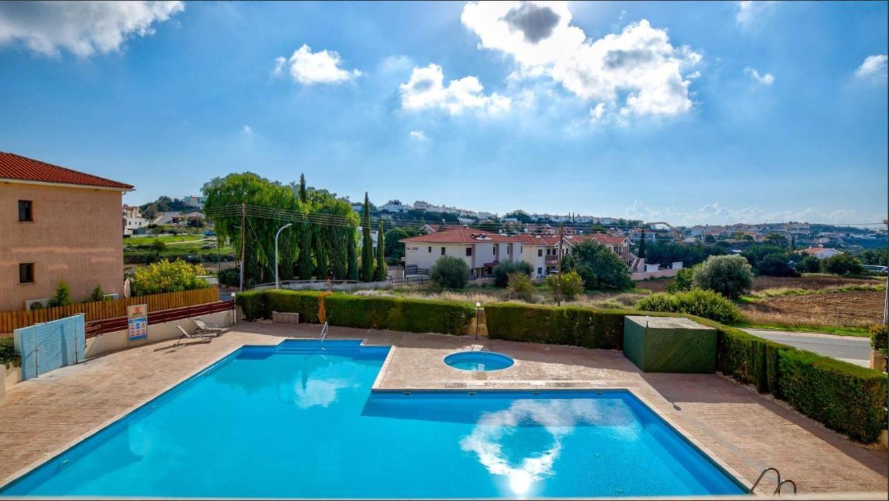 Spacious Contemporary Apartment Pissouri Exterior foto